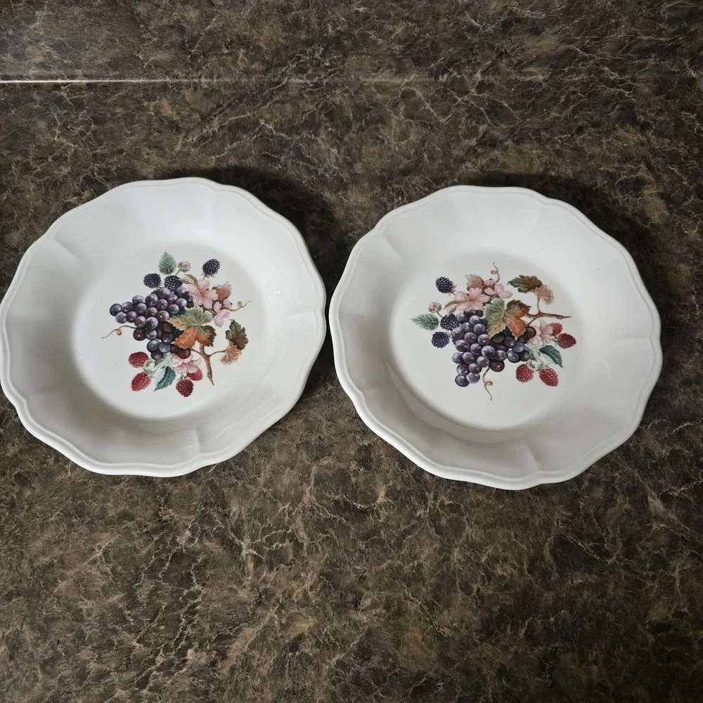 Lenox SPRING‎ HARVEST Luncheon Plates 9